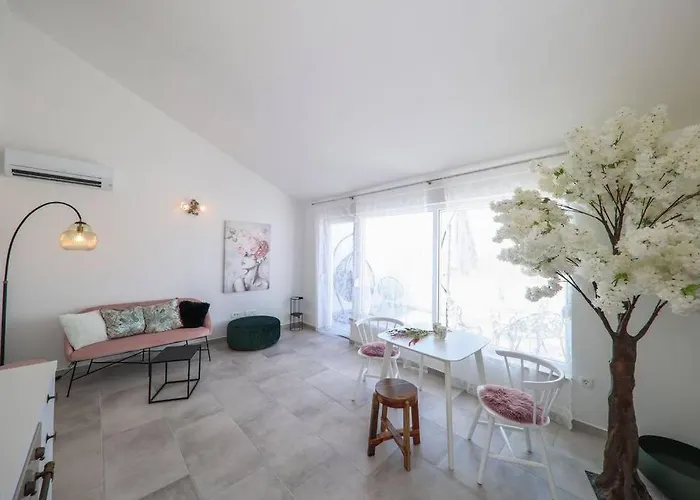 Fiorino Apartman *